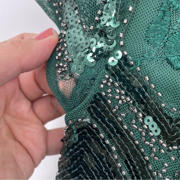 Lulus Spread Your Shine Emerald Green Sequin Embroidered Bodycon Dress Sz XS - Picture 3 of 11